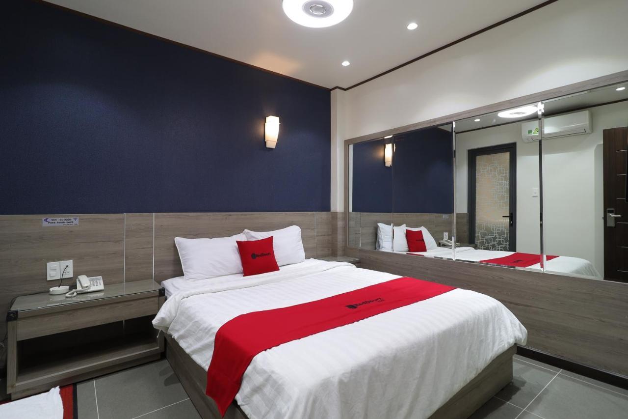 Отель Reddoorz Plus & Cloud 9 Quang Trung Хошимин Экстерьер фото