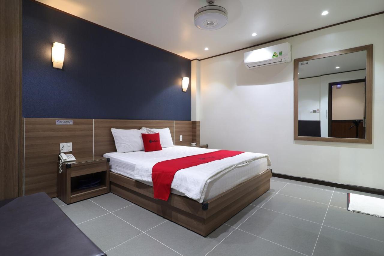 Отель Reddoorz Plus & Cloud 9 Quang Trung Хошимин Экстерьер фото