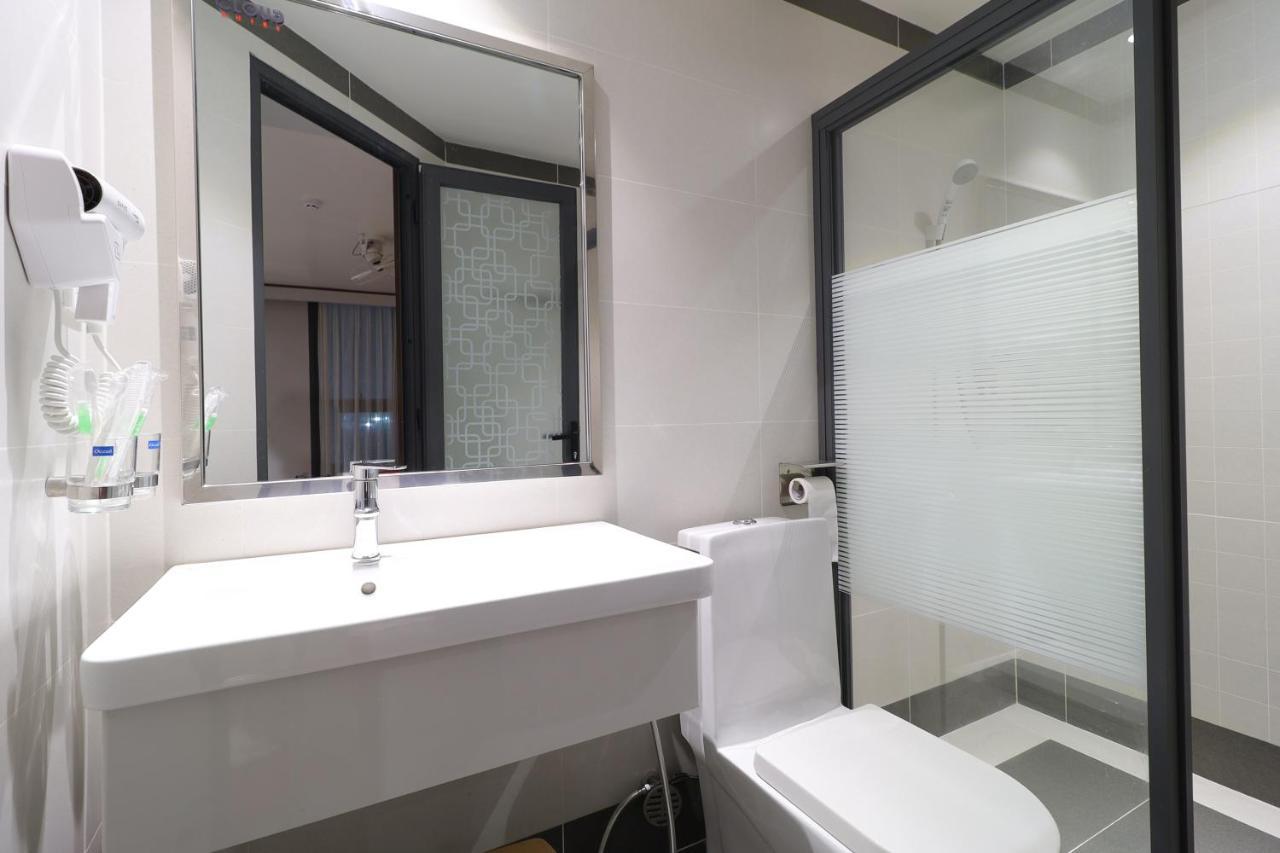 Отель Reddoorz Plus & Cloud 9 Quang Trung Хошимин Экстерьер фото